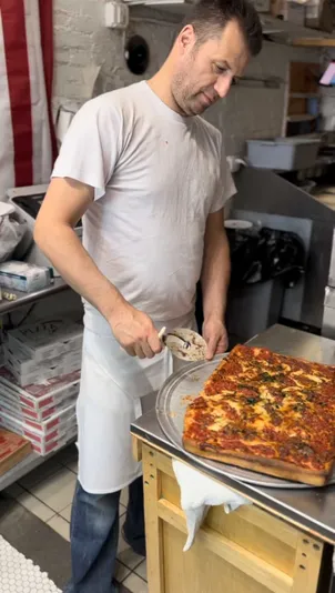 Private Pizza, Dumplings, Drinks & More Tour