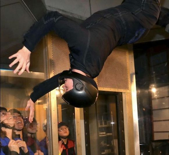 Indoor Skydiving Experience - Image 5