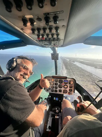 Learn to Fly a Helicopter in Fort Lauderdale