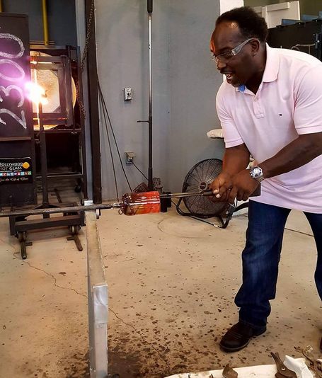 Private Date Night Glassblowing Class - Image 4