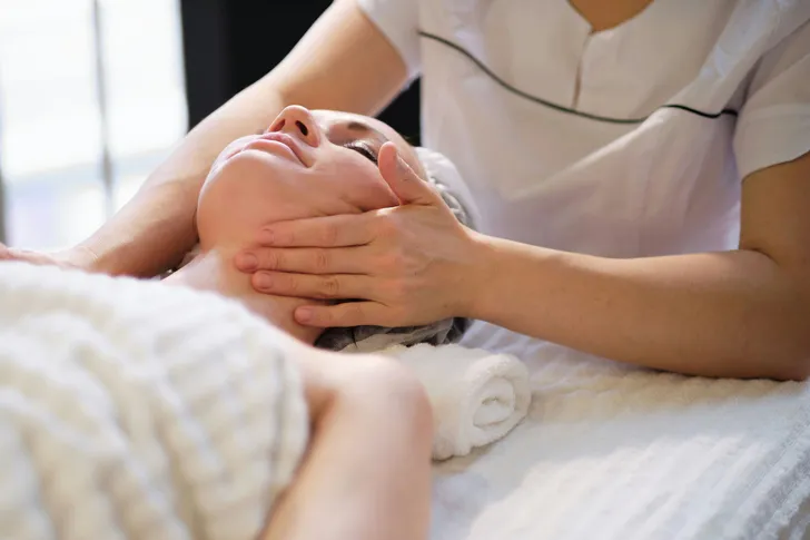 Rejuvenating Full Body Massage