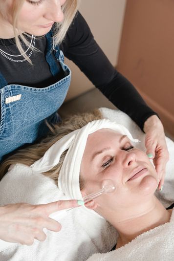 Heyday Personalized Facial with Microcurrent