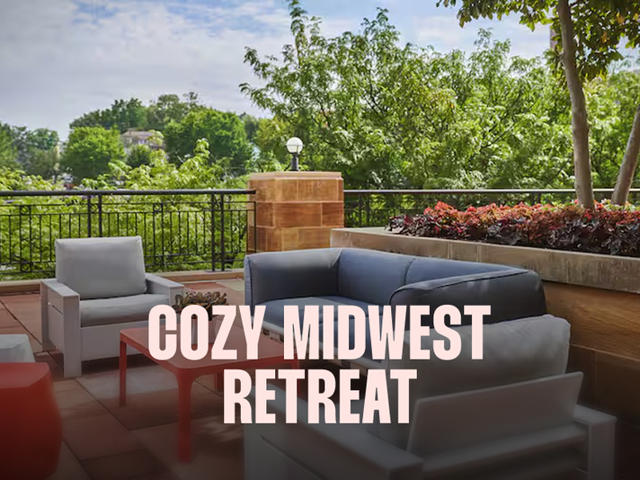 Cozy Midwest Retreat: One-Night Hotel Experience