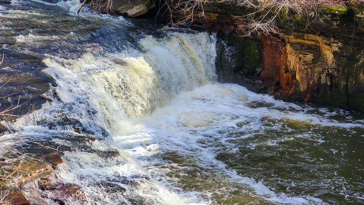 Ancient Archaeology, Waterfalls and Wine Tour with Lunch - Image 1