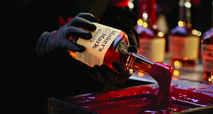 Tour and Taste: Makers Mark, Heaven Hill and Bardstown Bourbon with Lunch