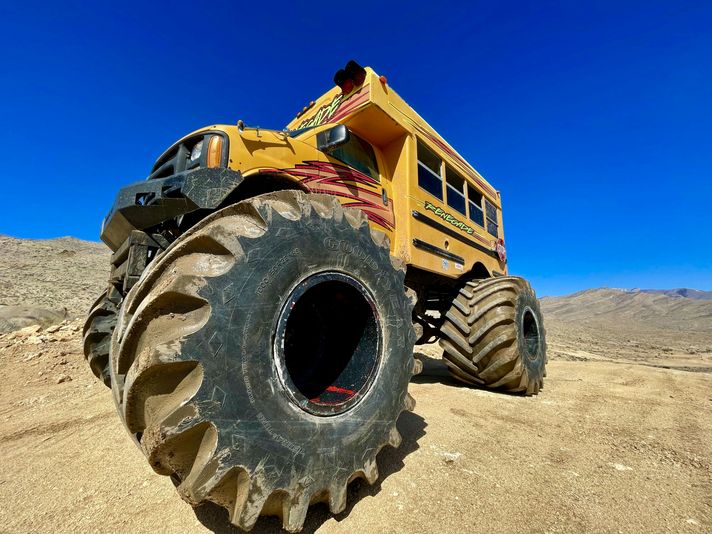 Drive a Monster Truck - Image 4