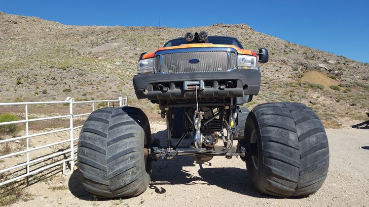 Drive a Monster Truck - Image 5