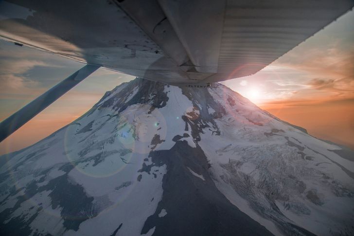 Mount Hood Plane Tour