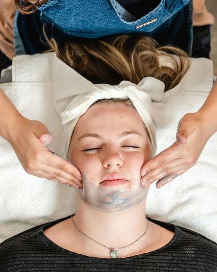 Heyday Personalized Facial - Image 4