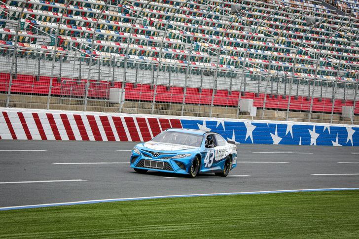 Drive a NASCAR - Kentucky Speedway - Image 4