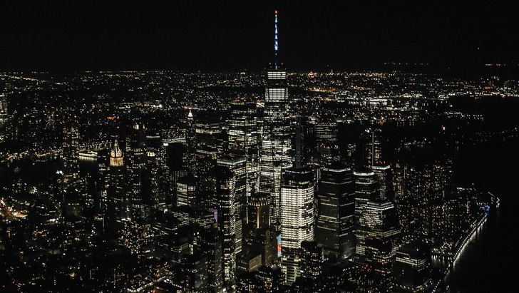 New York Helicopter Tour City Lights Skyline Experience - Image 3