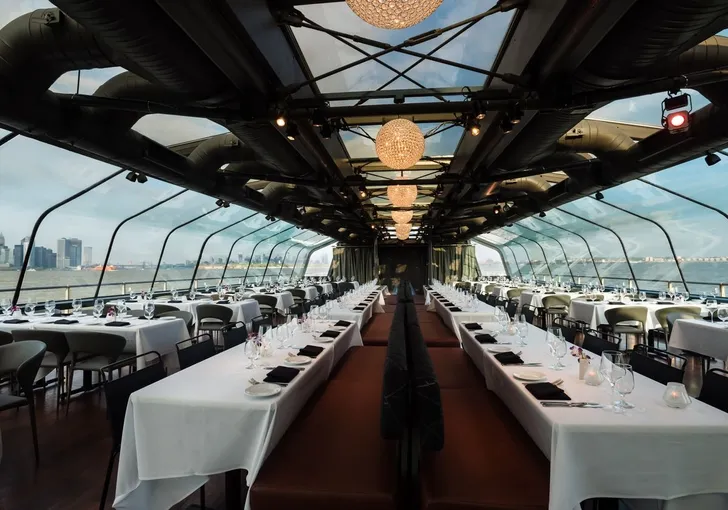 NYC Romantic Dinner Cruise for 2