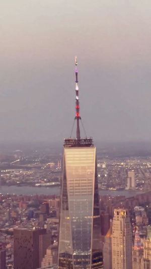 Scenic Plane Tour of NYC - Image 8