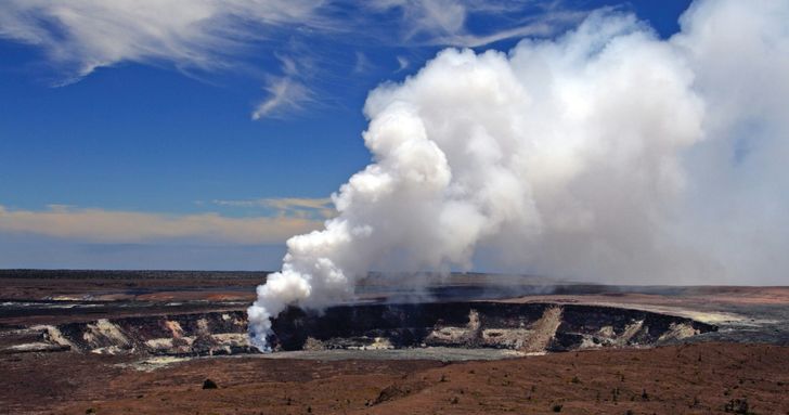 Oahu to Hilo: Volcano Adventure Tour