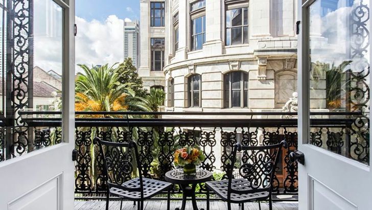 Charming New Orleans Getaway: 1-Night Stay - Image 2