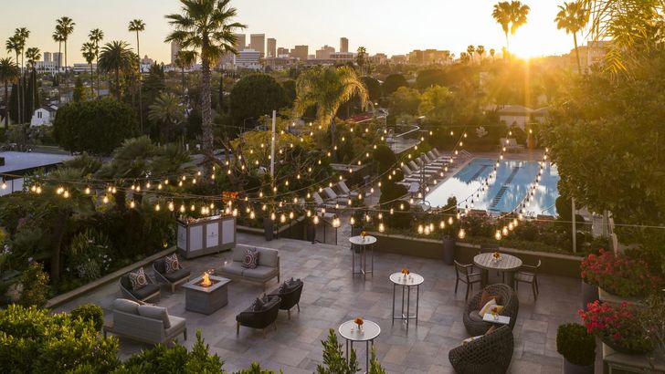 Escape to LA Luxury: 1-Night Getaway - Image 10