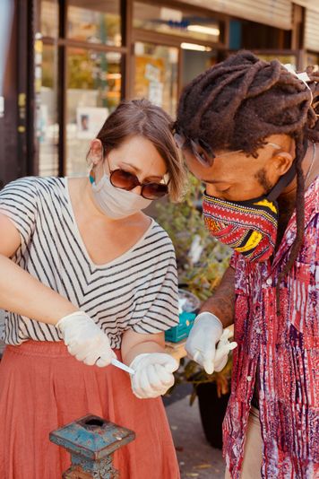 Discover the Art of Oyster Shucking & Tasting Class - Image 5