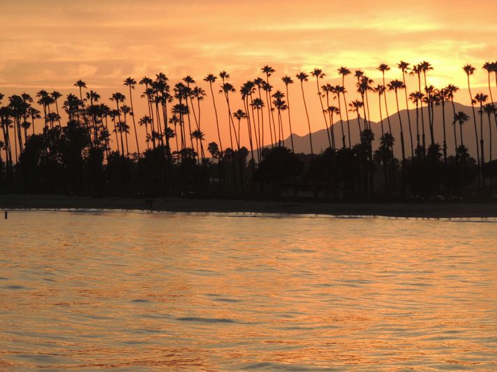 Sunset Cruise on a Luxury 70' Yacht - Image 3