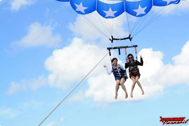 1000 ft High Extreme Parasailing