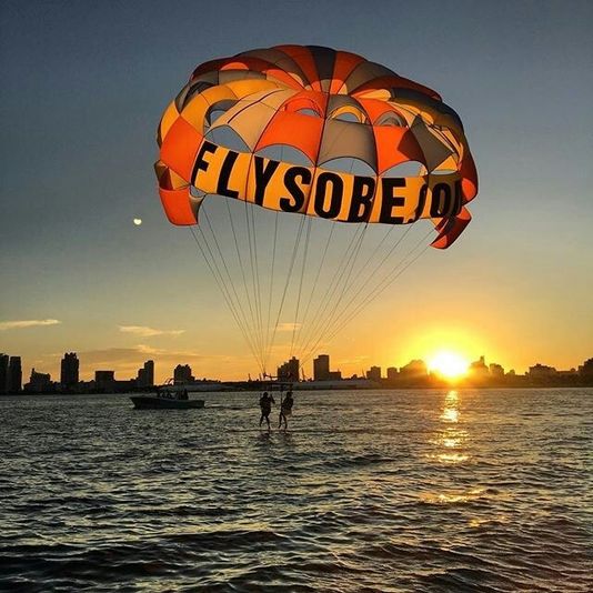 Parasailing in Miami - Image 10