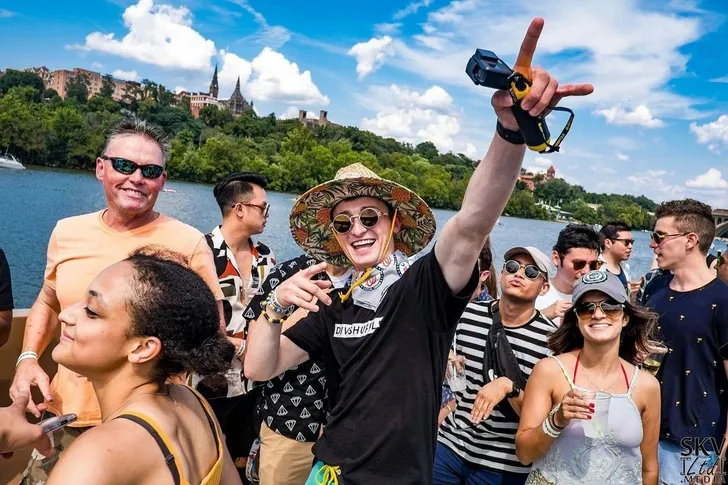 Party Boat Cruise on the Potomac River