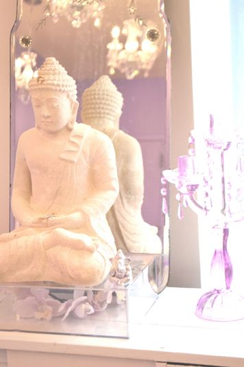 Express Purple Ray LED Treatment at Tracie Martyn Spa NYC - Image 5