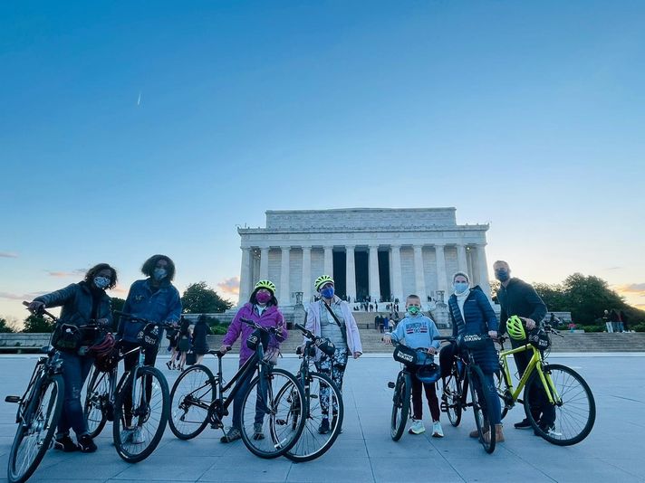 Washington DC Monuments at Night Bike Tour - Image 7