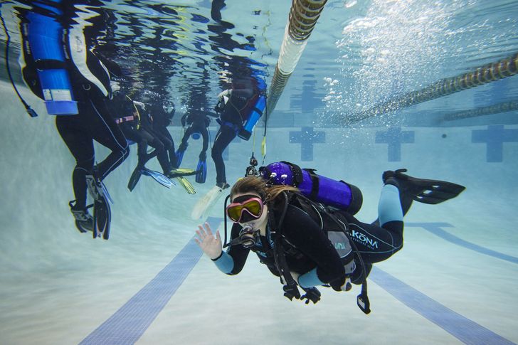 Learn to Scuba - Image 1