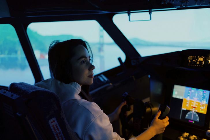 Boeing 737 Max Economy Flight Simulator Experience - Image 3