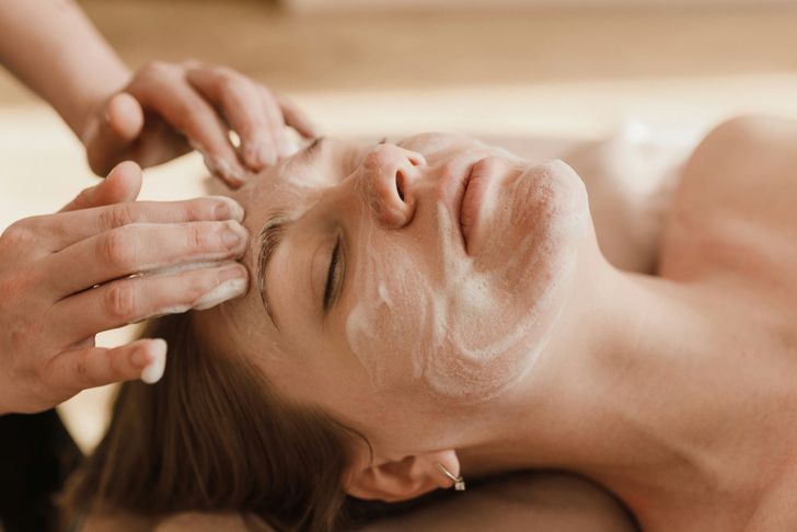 Personalized Consultation Facial - Image 2