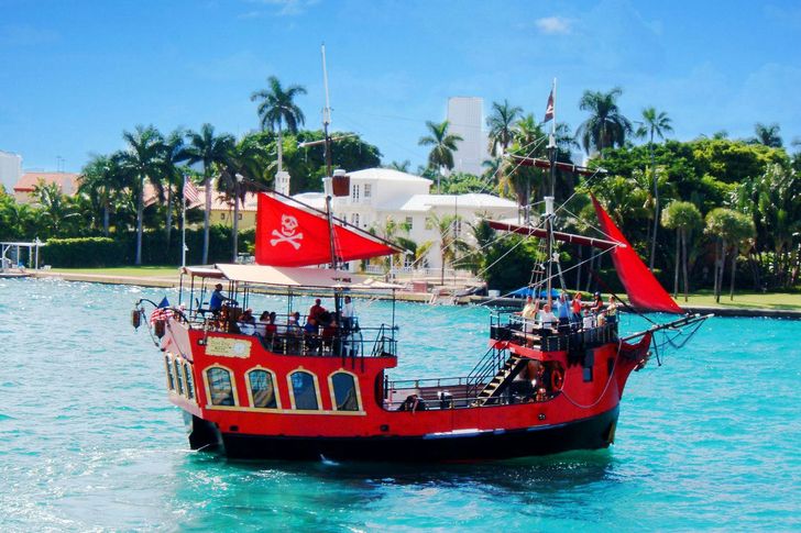 Miami Pirate Boat Sightseeing Tour - Image 8