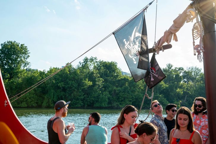 Pirate Ship Party Cruise - Image 10
