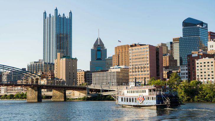 City Skyline Dinner Cruise and Tour in Pittsburgh - Image 2