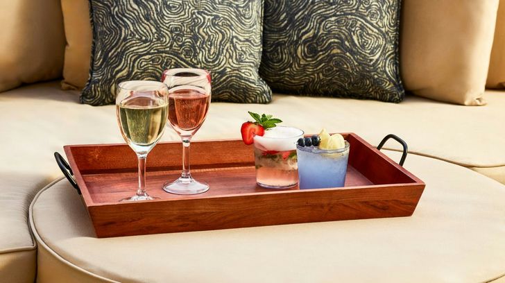 Denver Delight: Exclusive 1-Night Hotel Experience - Image 8