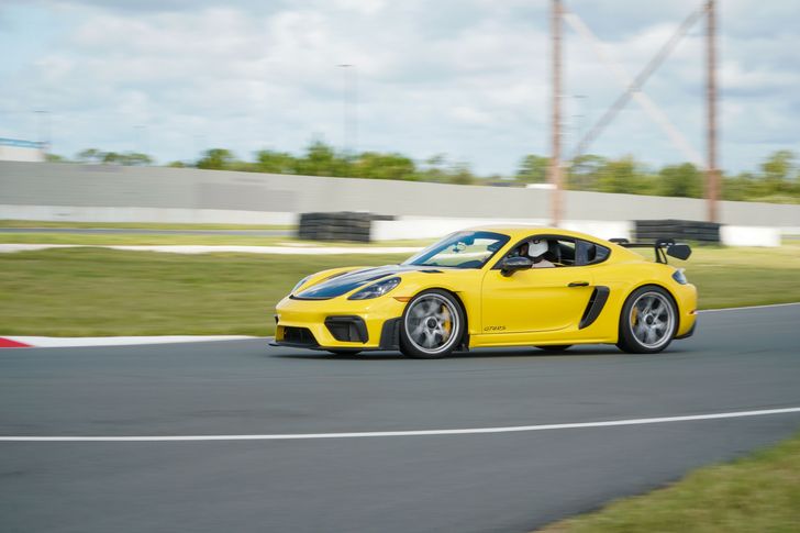 Race a Porsche GT4 RS at Circuit Florida