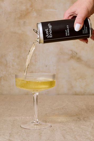 Sip at Home: Sparkling Wine Tasting with a Virtual Wine Expert - Image 5