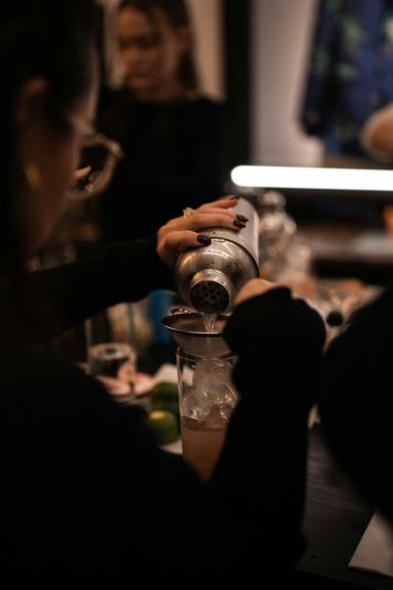 Private Speakeasy Cocktail Making Class in Midtown East - Image 9