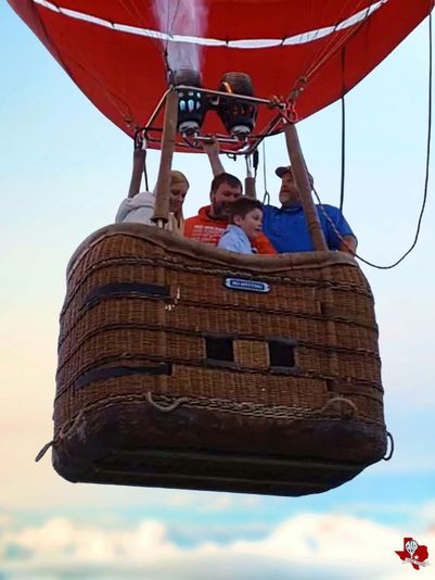 Hot Air Balloon Ride with Champagne Toast - Image 4