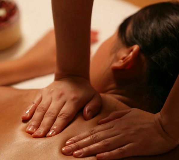 Thai Sports Massage with Thai Balm - Image 2