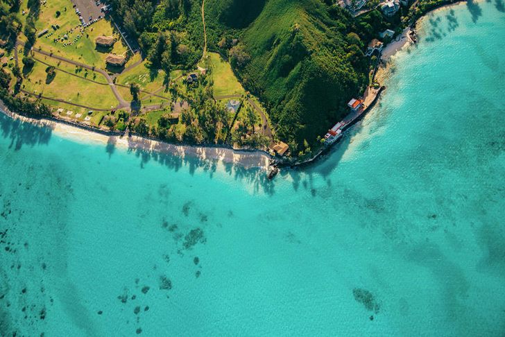 Romantic Proposal Oahu Helicopter Flight - Image 9