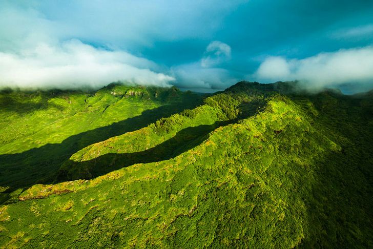 Romantic Proposal Oahu Helicopter Flight - Image 11