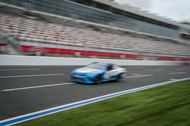 NASCAR Ride Along - Charlotte Motor Speedway - Image 4