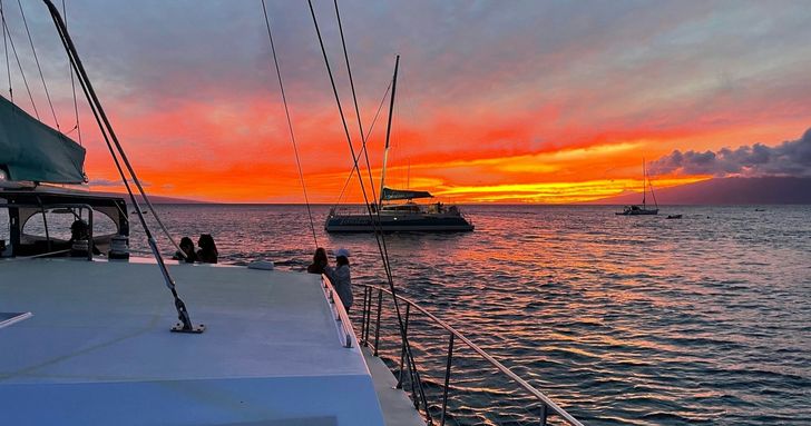 Premium Catamaran Sunset Dinner Sail in Maui