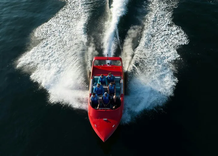 Thrilling 15 Mile Speedboat Ride