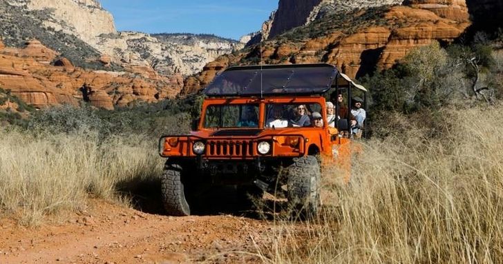 Rugged Off-Road Red Rock West Jeep Tour of Western Canyons