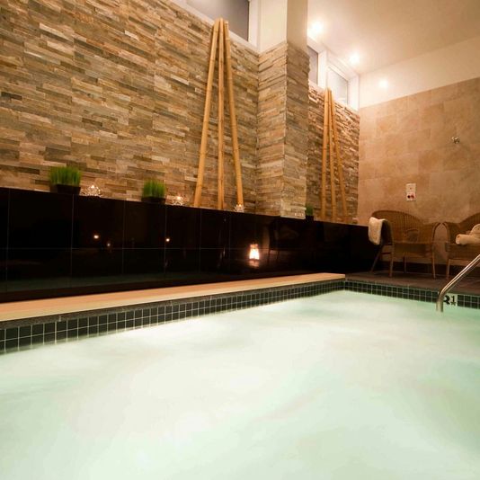 Spa Day and Dine Package at Relaken