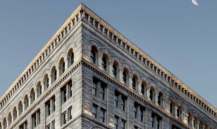 DC Delight: One-Night Hotel Stay Gift - Image 11