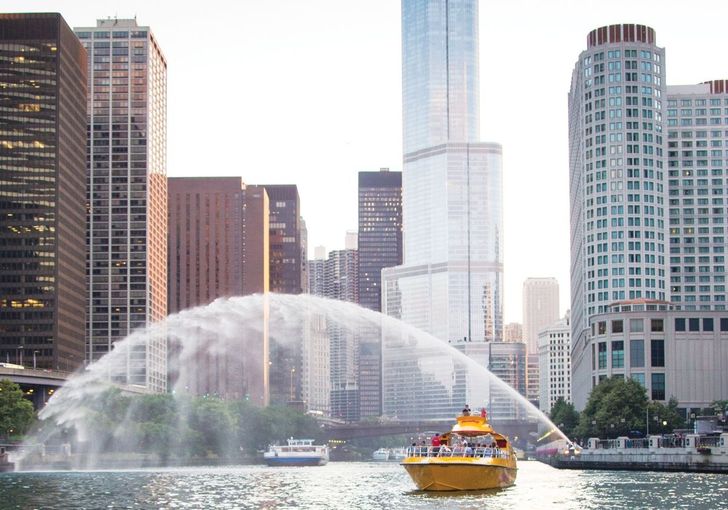 Chicago Seadog BYOB River & Lake Architectural Cruise