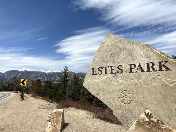 Rocky Mountain National Park & Estes Park Private Day Tour - Image 1