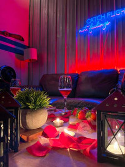 Romantic Date Night Plane Tour - Image 9